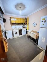 Bahçeli 4 Katlı Müstakil Bina