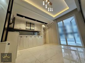 Şah'tn 29 Ekim Mh Cadde Üzeri 3+1 Ara Katta Satılık Sıfır Daire