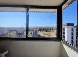 Geniş Dubleks Arayanlar İçin İki Aile Kalabilir