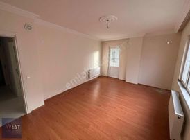 Çanakkale Cevatpaşa Eski Salı Pazarında Ara Kat Asansörlü 2+1