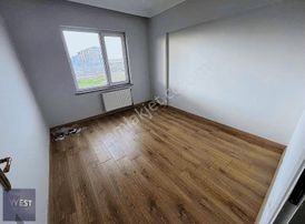 Çanakkale Tekzen Bölgesinde Geniş Satılık Arakat 3+1 Daire