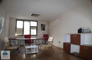 Gazcılar Petek Bozkaya İş Hanında Satılık Kiracısız Fırsat Ofis