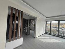 İncek Kızılcaşar'da Ara Katta, Anahtar Teslim,sıfır , 1+1 Daire