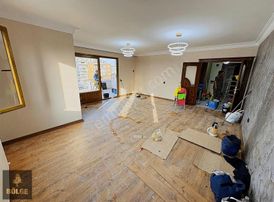 Bölge'den Güzelyalı'da Göl Manzaralı Geniş Oturumlu K.mutfak 3+1