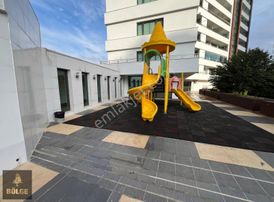 Bölge'den ~~ Ultralüx Havuzlu Güvenlikli Site İçerisinde 3+1