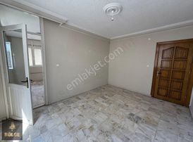 Bölge'den Turgut Özal Aksa Gaz Bulvar Üzeri Köşe Başı 3+1