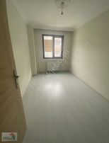 Necip Emlaktan Caddeye Yürüme Mesafesinde Kiralık 2+1 Daire