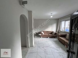 Kumbağ Pazar Sokağında Satılık 2+1 Fırsat Daire