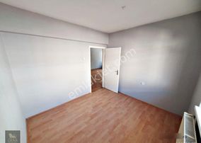 3+1 2.kat Osmanlı İş Merkezi Yakını Merkezi Konum Ulaşımı Kolay