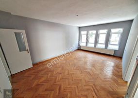 3+1 2.kat Osmanlı İş Merkezi Yakını Merkezi Konum Ulaşımı Kolay