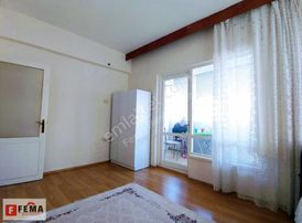 Bahçelievlerde Ayrı Mutfaklı 3+1 Satılık Daire 135 M²