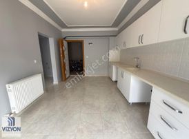 Karasu'da Denize Yakın 3. Kat 1+1 Fırsat Yazlık