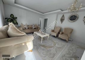 Çayırova Mahallesin'de 3+1 Satılık Lüks Arakat