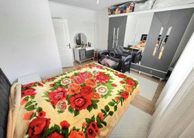 Derman'dan*3.kat*ön Cephe*asansörlü*140 M2*kök Tapu