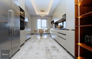 Kent İncek Satış Ofisinden Göl Manzaralı 5+1 Satılık Daireler