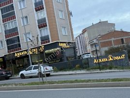 Akkaya İnşaattan Mükemmel Konumda Köşe Başı Arsa