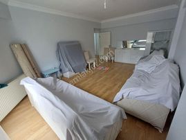 Üniversite Yolunda Yapılı 3+1 Satılık Daire**burcu Emlaktan***