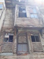 Sahibinden Tarihi Yarımada'da Terkedilmiş Ahşap Bina