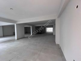 Mir'den Cadde Üzeri Devlet Hastanesi Yakını 514 M2 Dükkan