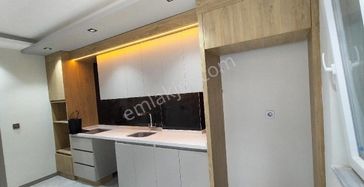 Ayanoğlu Mah. Satılık Ara Kat 2+1