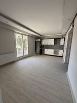 🏡muradiye Mahallesi 🏡 ✅1+1 M2 55 3 Katlınım Zemin Katı ❇️kombi Petekli