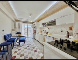 Pursaklar Mehmet Zengin Emlak'tan Teras Balkonlu Çift Banyolu 8.kat 4+1 Lüks Sitede