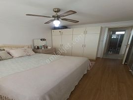 Nes Yapıdan Merkezi Konumda Hem Yazlık Hem Kışlık Denize Sıfır Villa