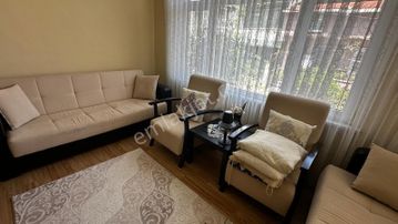 *2 Buçuk Katlı* 2 Ayrı Girişli* 2 Ailenin Yaşabilceği Acil Satılık Müstakil Ev