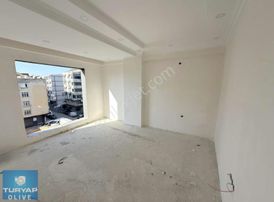 Zeytinburnu Yeşiltepe Mahallesi Köşe Başı Satılık 2+1 Daire