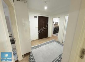 Zeytinburnu Beştelsiz'de Satılık Yüksek Giriş Balkonlu