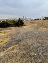 Güzelkent'te 216 M2 (108+108) Köşe Parsel Villa Arsası