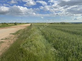 Kırklareli Merkez Karacaibrahim Mah. 5492m2 Yatırımlık Tarla