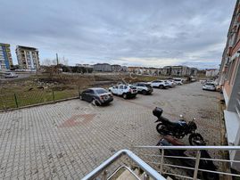 Kırklareli Merkez Site İçersinde Kiralık Balkonlu Geniş1+1 Daire