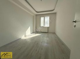 Trend'den Cadde Üzeri 2.kat Teras Balkon 4 Yıllık Sınırsız Kredi
