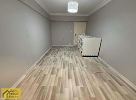 Trend'den Diş Hastanesi Yanı Cadde Üzeri 1.kat Masrafsız**125m2