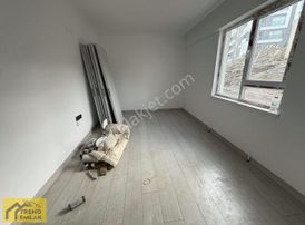 Trend'den Feridunçelik'te Sıfır Giriş Kat Çift Banyolu Ön Cephe*