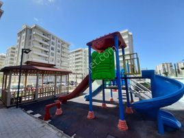 Cadde Seyran'dan Satılık 2+1 Kat4 Arakat 125m2 Site İçi İskanlı