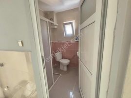 Adapazarı Merkez İçi Yenilenmiş Kiralık 2+1 Daire | Tapu54