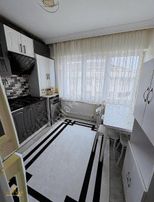 Fastyap Gayrimenkul Dan Tam Merkezde Ara Kat 2+1 Daire