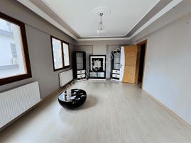 Depozitosuz Geniş Ve Ferah Bir Yaşam İçin Kiralık 3+1 Daire