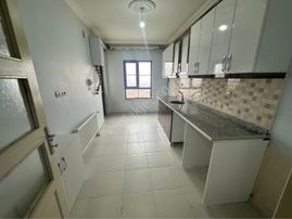 Fırat Mahallesi Toki’de 3+1 Ara Kat Kiralık Daire