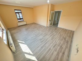 İncirlide Full Yapılı Katta