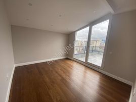 Turyap'tan Bostancı'da Caddeye Yürüme Mesafesinde Sıfır 4+1