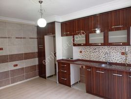 Salihli Berkay Emlaktan Namık Kemal Mah Kiralık 3+1 Doğalgaz Isıtmalı Daire