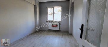 Altıyüzevler Mahallesinde Kiralık 3+1 Daire