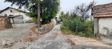 Gezirlik Te Kanal Altı 290 M² Üzerinde Evi Olan Arsa