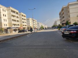 Acar Emlaktan Şirin Sokak Üzerinde 4+1 Doğalgazlı Kombili Daire