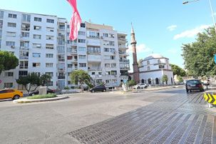 Simge'den Mithatpaşa Caddesi Yanı Hamam Sokağında Kiralık İşyeri