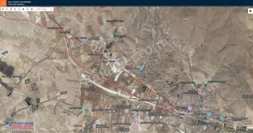 Niğde Ulukışla Adana Yolu Üzerinde E5 E Sıfır Ticarethaneye Uygun Arsamız