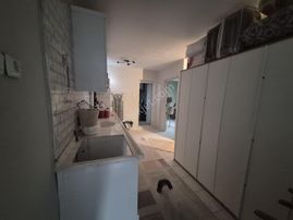 Nck Güvencesi İle Ziyapaşada 3 Katlı Müstakil Ev